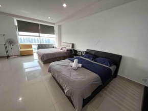 #22 Studio First Subang Mall SS15 Courtyard--2mins to SS15 LRT !2-4PAX